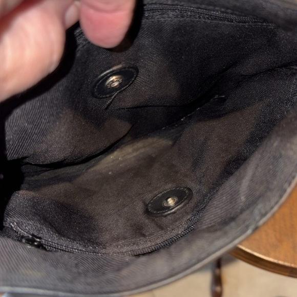 Koltov  shoulder bag  vegan leather navy blue  brushed Silvertone hardware  EUC - Picture 14 of 15